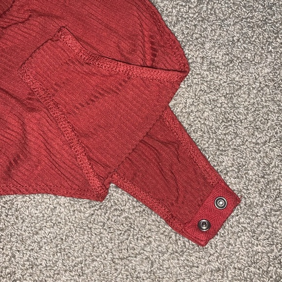 Forever 21 Off The Shoulder Bodysuit - Picture 3 of 3